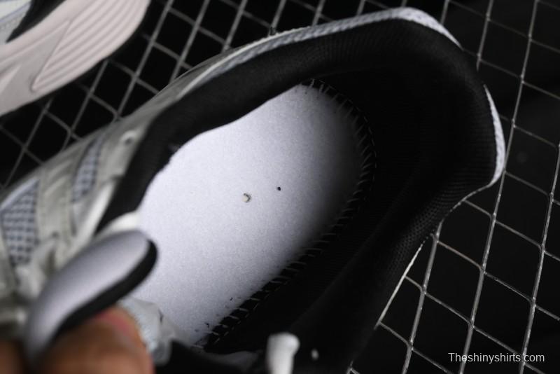 Nike P-6000 PRM Retro Casual Sneakers with Lightweight Design - HJ3488-001