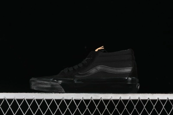 Vans Sk8-Mid Reissue 83 High-End Retro Suede Skate Shoes - VN000CQQBKA