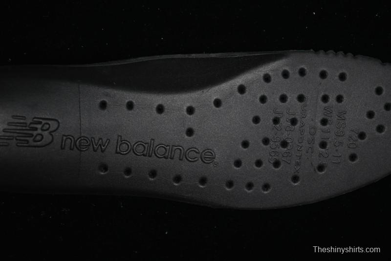 New Balance 2010 Series Retro Casual Running Shoes with Soft Suede and Nylon Mesh - M2010RN