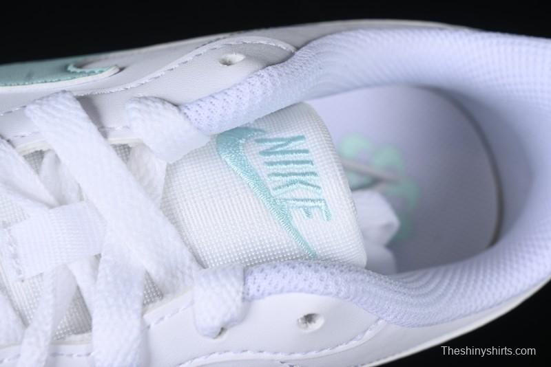 Nike Court Borough Low Retro Casual Sneakers with Breathable Design - DV5456-102