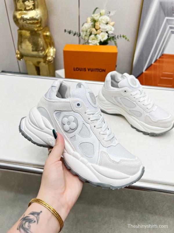 2025 Unisex Louis Vuitton White Leather Mesh Running Shoes LY00340