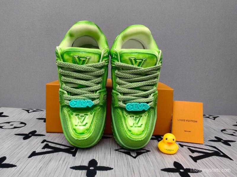 2025 Unisex Louis Vuitton Green Mesh Suede Trainer KFY00510