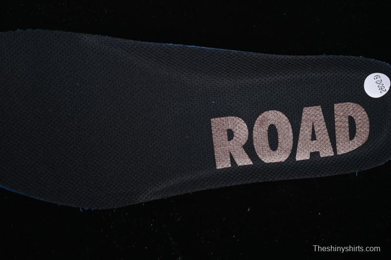 Nike Air Zoom Vomero 18 Cushioned Running Shoes - IH4454-001